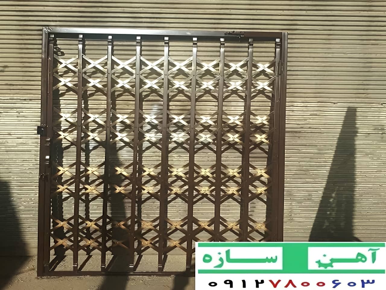 نصب حفاظ درب آکاردئونی 4 گل