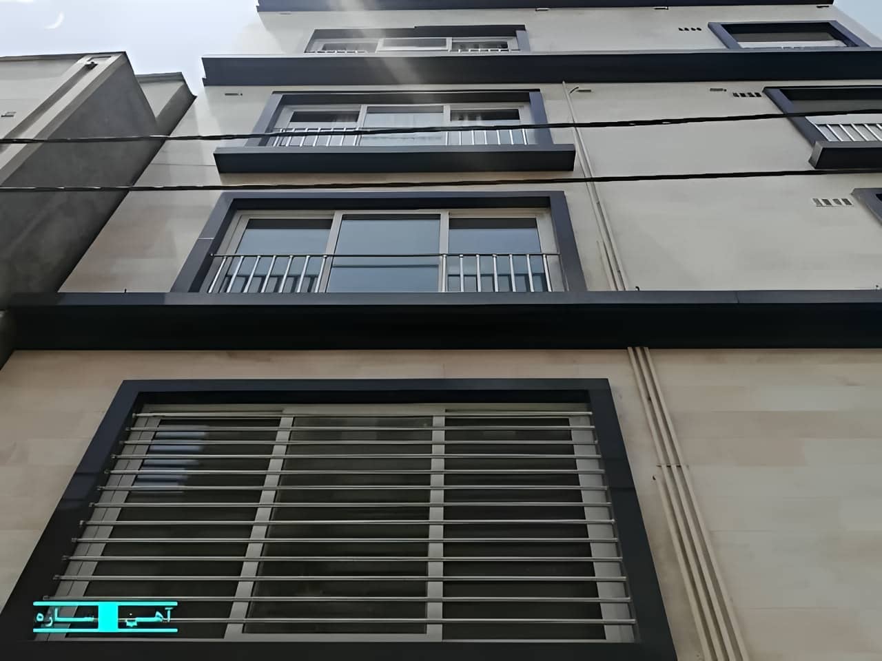 حفاظ استیل پنجره