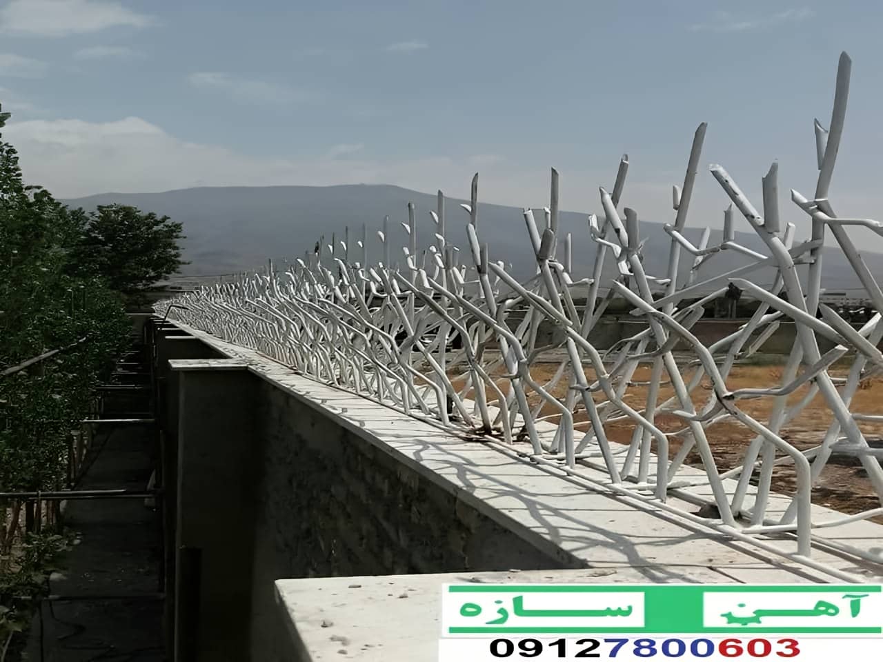 حفاظ برای روی دیوار حیاط ویلا ساختمان نرده فنس گارد