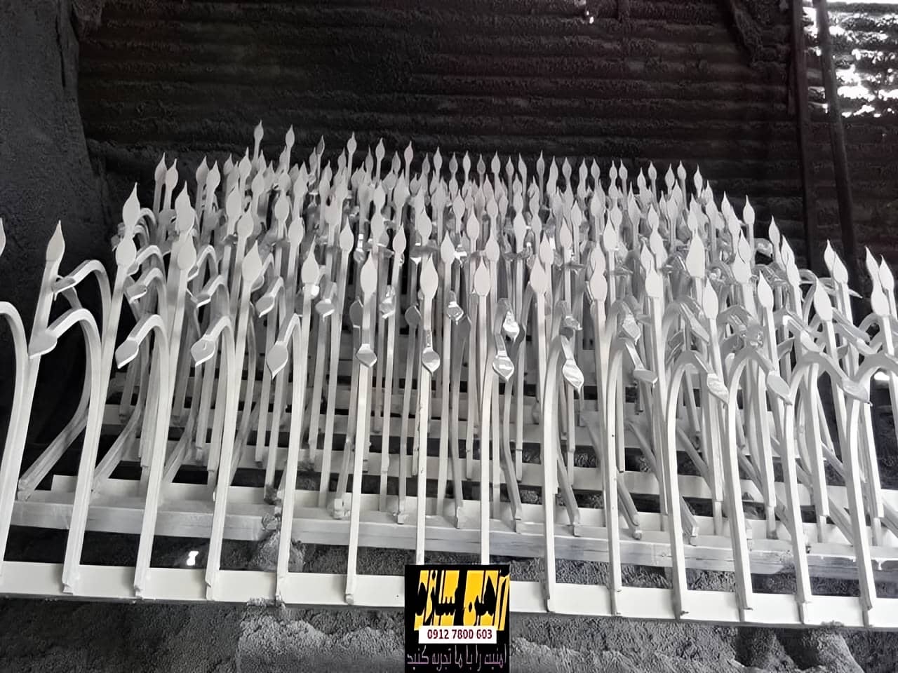 حفاظ برای روی دیوار حیاط ویلا ساختمان نرده فنس گارد