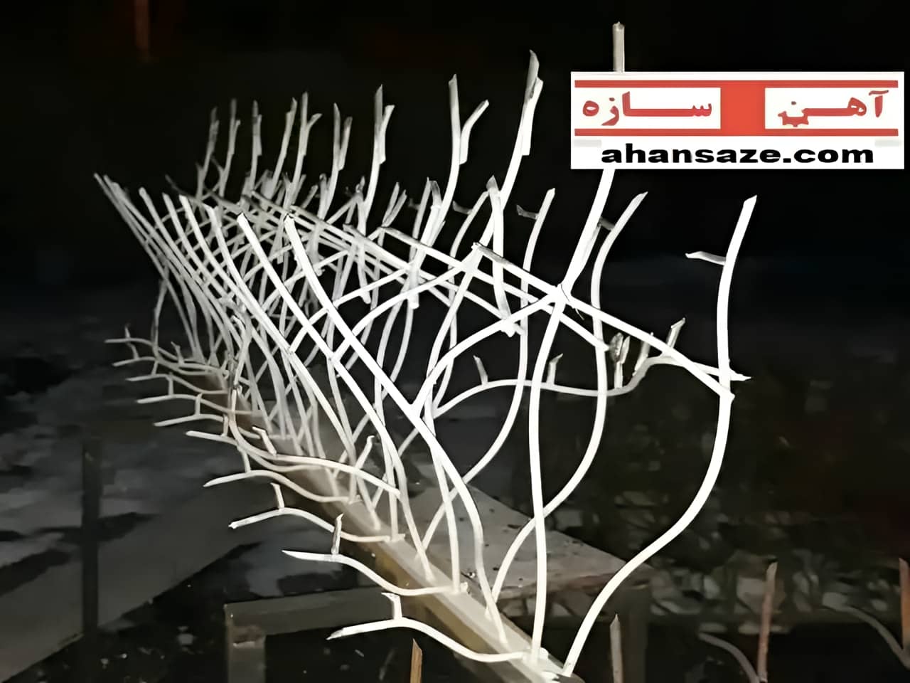 حفاظ برای روی دیوار حیاط ویلا ساختمان نرده فنس گارد