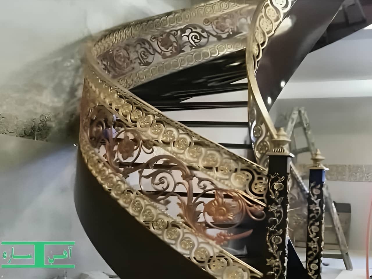 پله دوبلکس سلطنتی