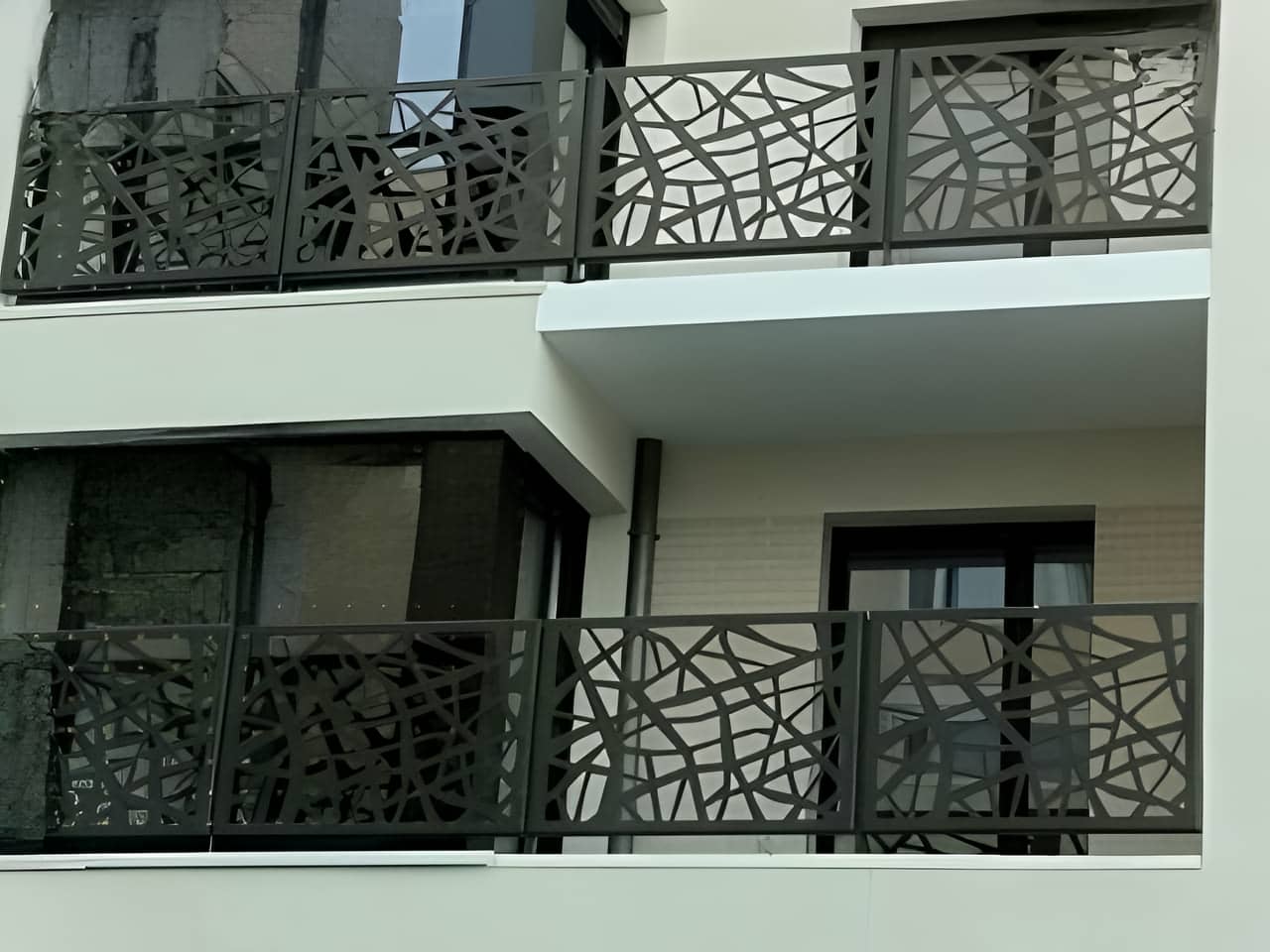 قیمت نرده لیزری