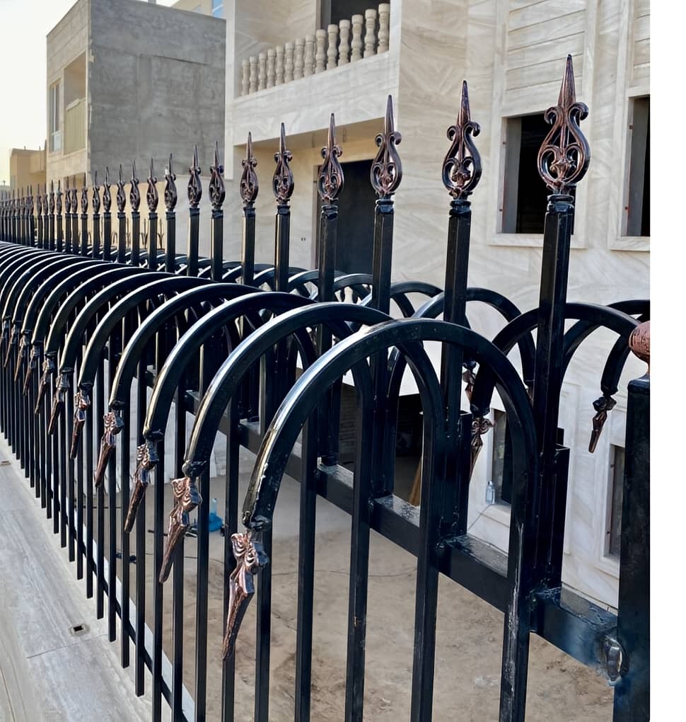 قطعات اولیه تولید حفاظ روی دیوار