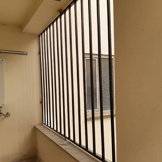 بررسی قیمت حفاظ پنجره ساده
