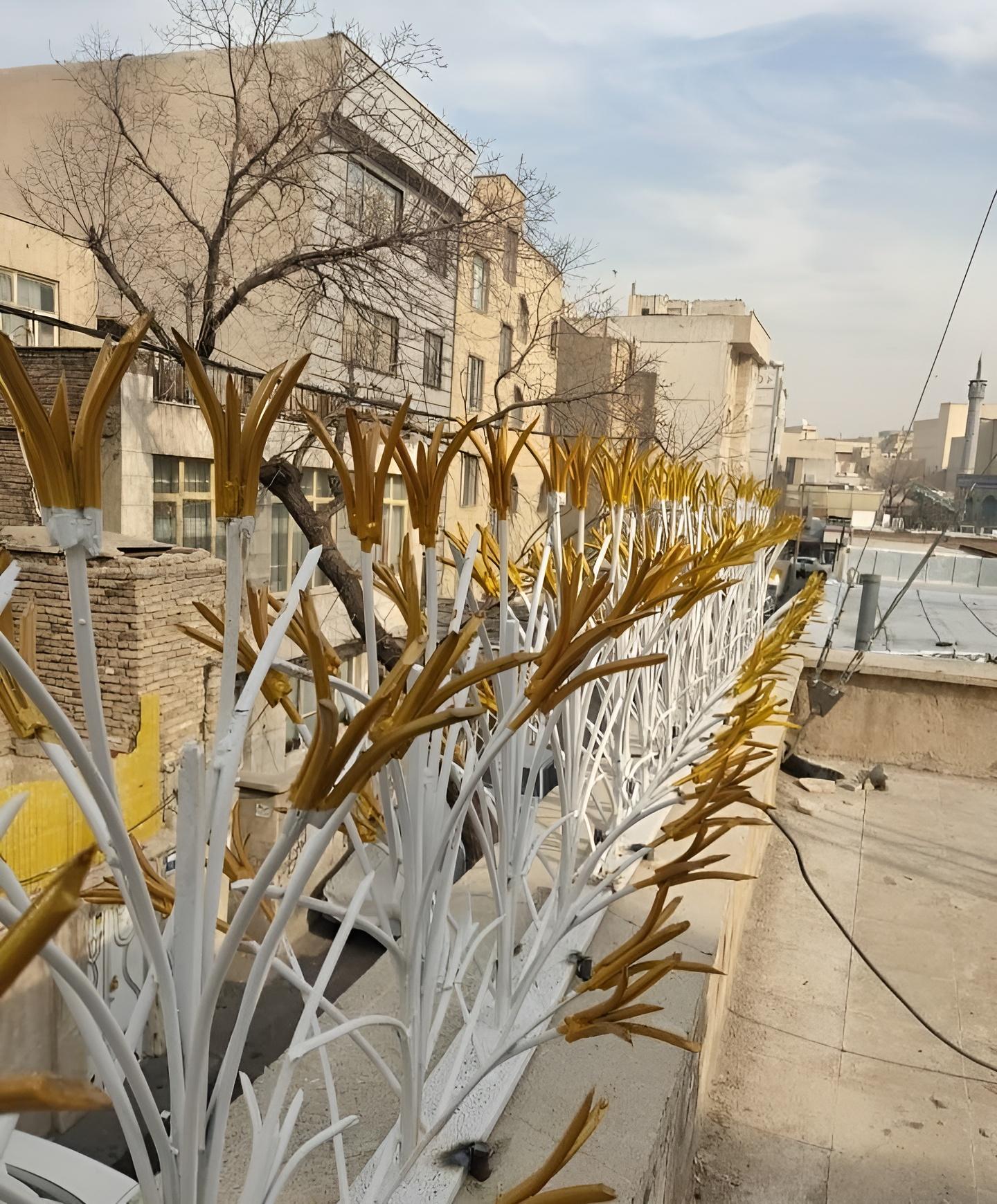 حفاظ آهنی فروشگاه