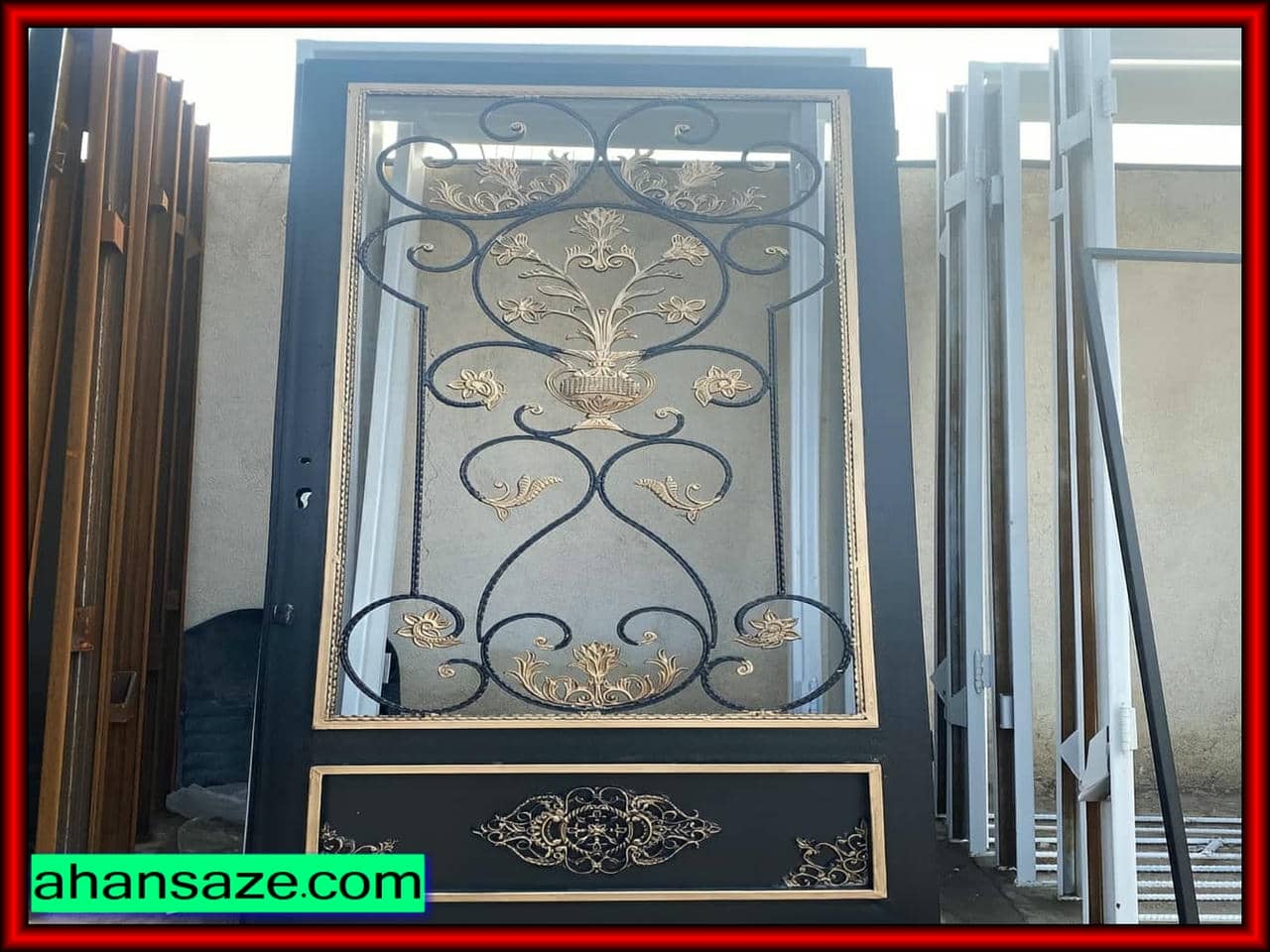 مزایا و معایب درب آهنی کلاسیک