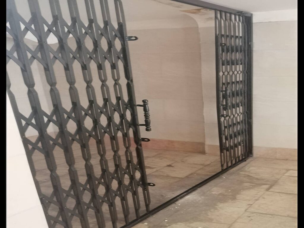 حفاظ آهنی در فرمانیه
