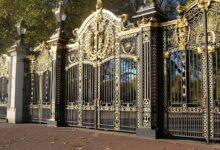 درب حیاط فرفورژه در بندر گناوه