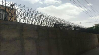 حفاظ آهنی ساختمان در محله نیاوران