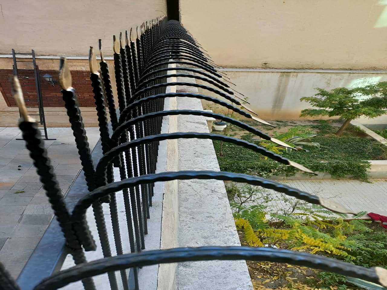 حفاظ آهنی در پردیس