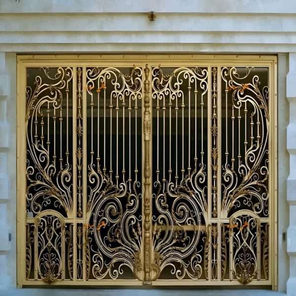 درب الیزه جنوبی - درب باغی زیبا، حیاطی شیک، ویلا، پارکینگ، باغچه
