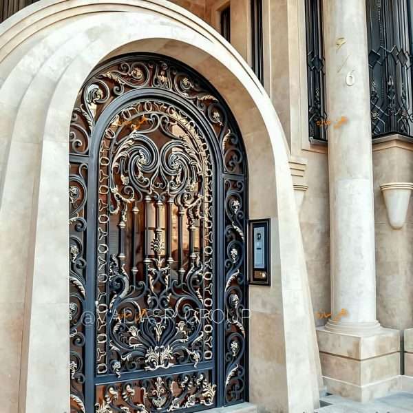 درب الیزه ماشین رو و نفر رو - درب باغی زیبا، حیاطی شیک، ویلا، پارکینگ، باغچه - Image 2