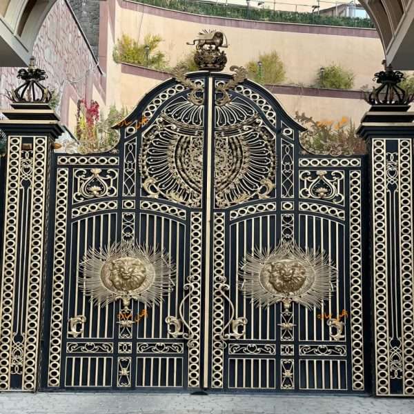 خرید درب باکینگهام ماشین رو و نفر رو – درب سنتی ویلا، باغ، حیاط، پارکینگی، ایده ایرانی چمروش