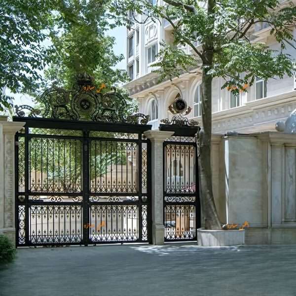 خرید درب ورسای ماشین رو و نفر رو – درب فرفورژه مدرن، ویلایی
