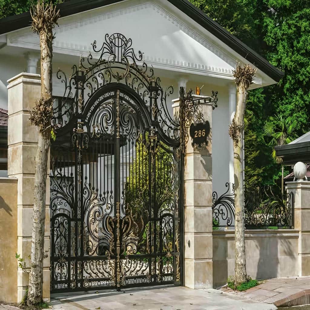 elysee-door-wrought-iron-cv درب فرفورژه ویلا با رنگهای خاص