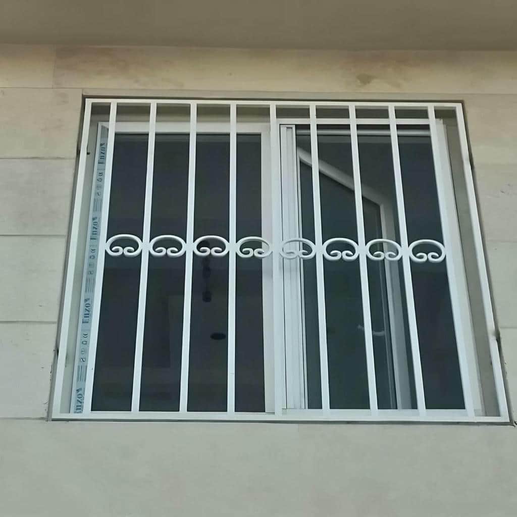 حفاظ پنجره دوجداره از داخل و خارج ساختمان ضدسرقت
