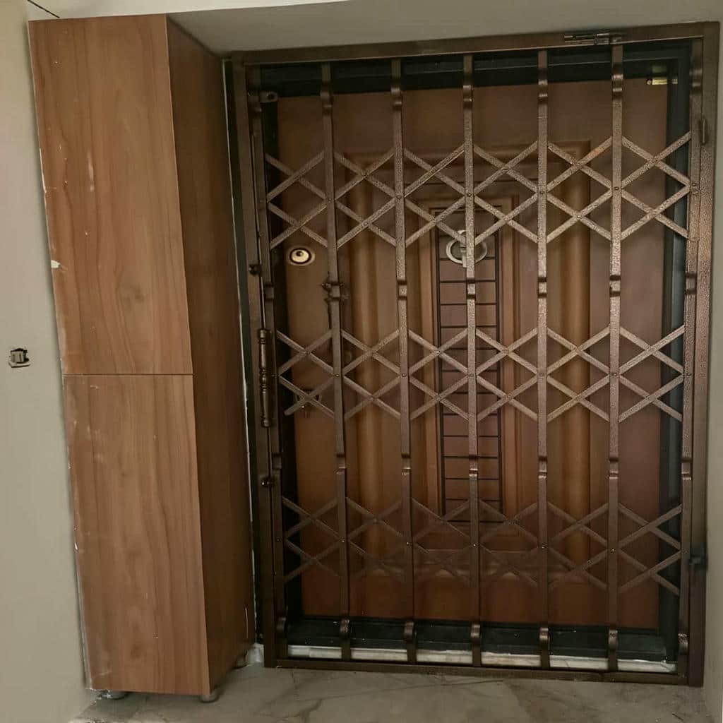 ابعاد سفارشی درب آکاردئونی ضد سرقت