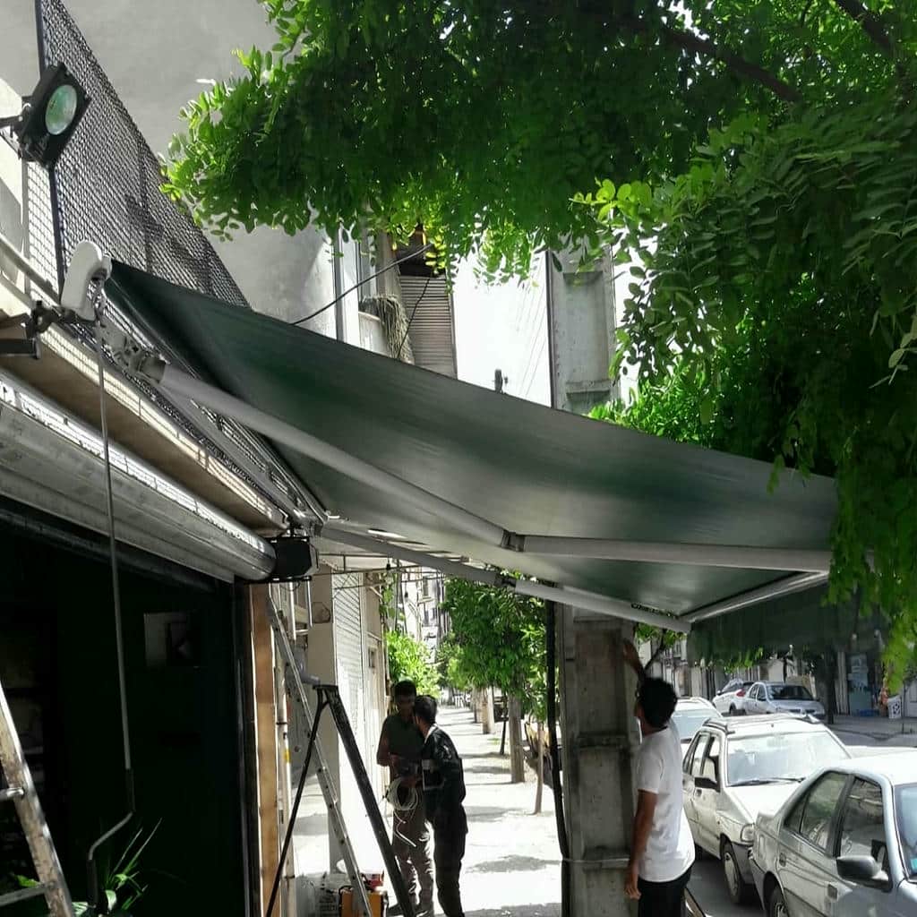 نصب سایبان برقی پارکینگ در سبزوار