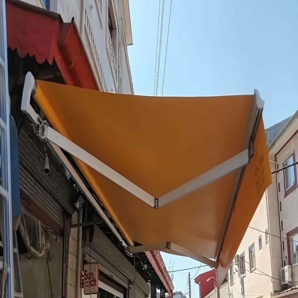 نصب سایبان برقی اتوماتیک در بیرجند