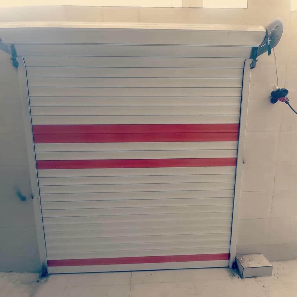 نصب کرکره برقی پنجره در سیرجان