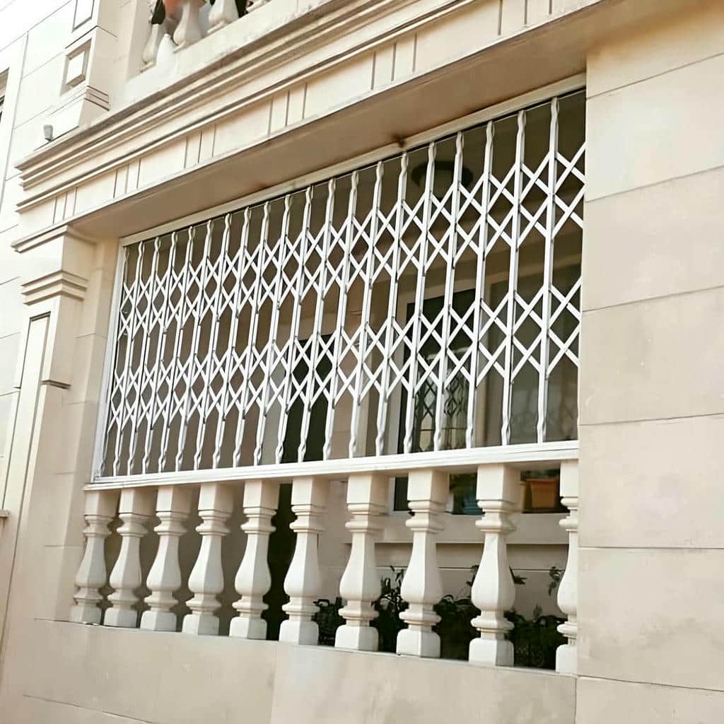 قیمت درب آکاردئونی سه گل در ارومیه