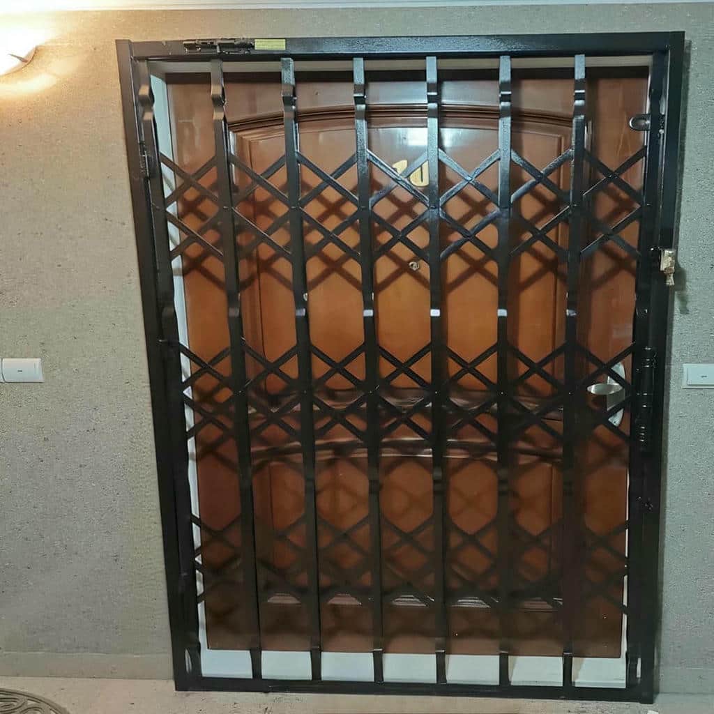 خرید درب آکاردئونی قفل مقاوم در نیشابور
