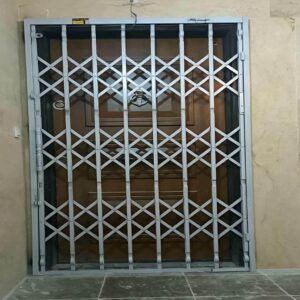 درب آکاردئونی در فردیس کرج