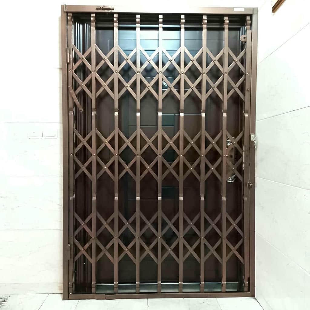 نصب درب آکاردئونی چهارگل در پرند