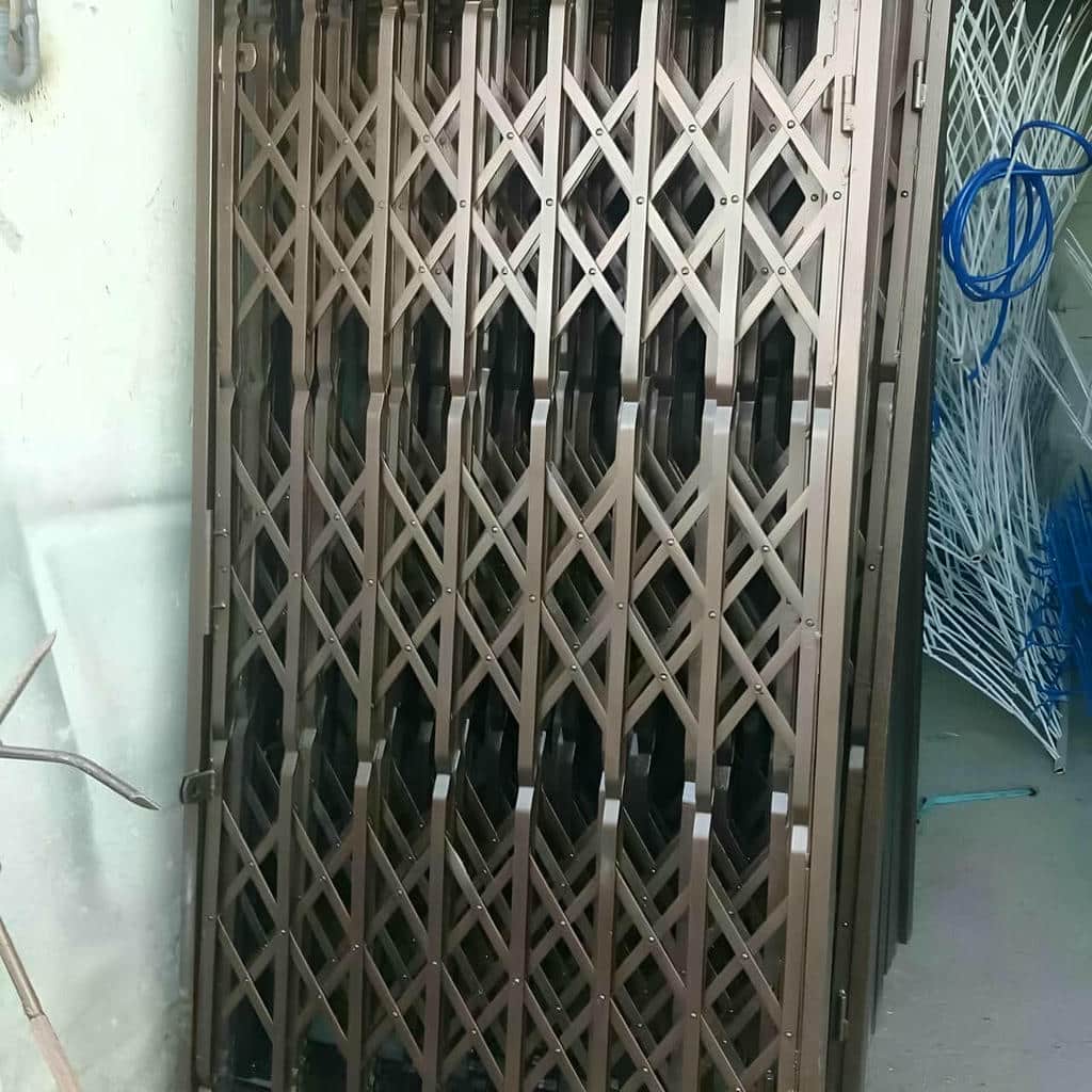 فروش درب آکاردئونی حفاظ آکاردئون تمام گل در گیلان