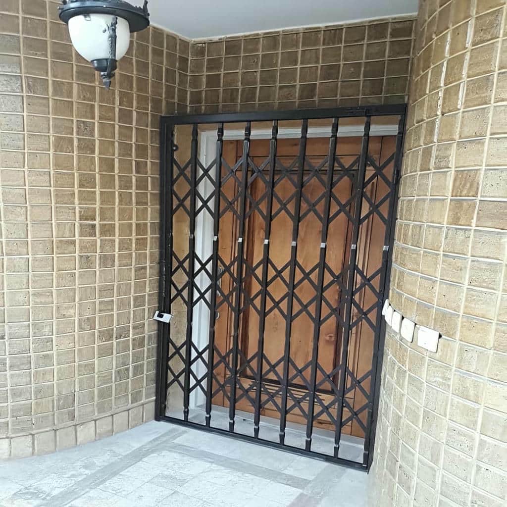 کارخانه درب آکاردئونی آهنی در مریوان