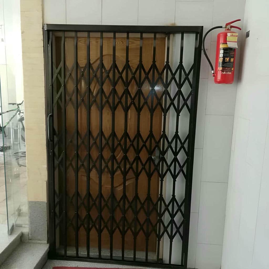 خرید درب آکاردئونی دوگل در کاشان