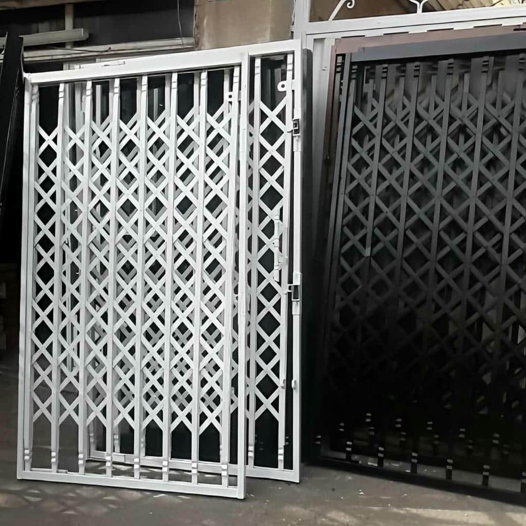 فروش درب آکاردئونی تمام گل در محمودآباد