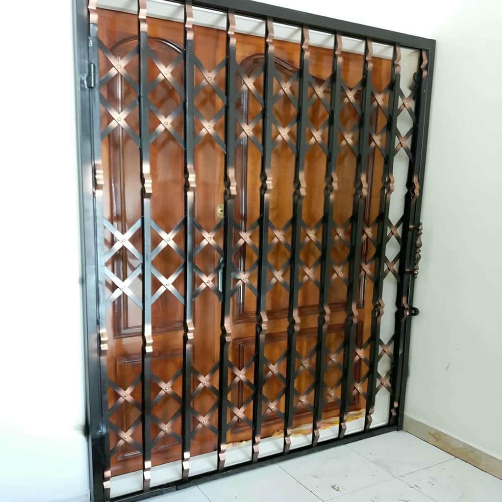 کارخانه درب آکاردئونی آهنی در طالقان