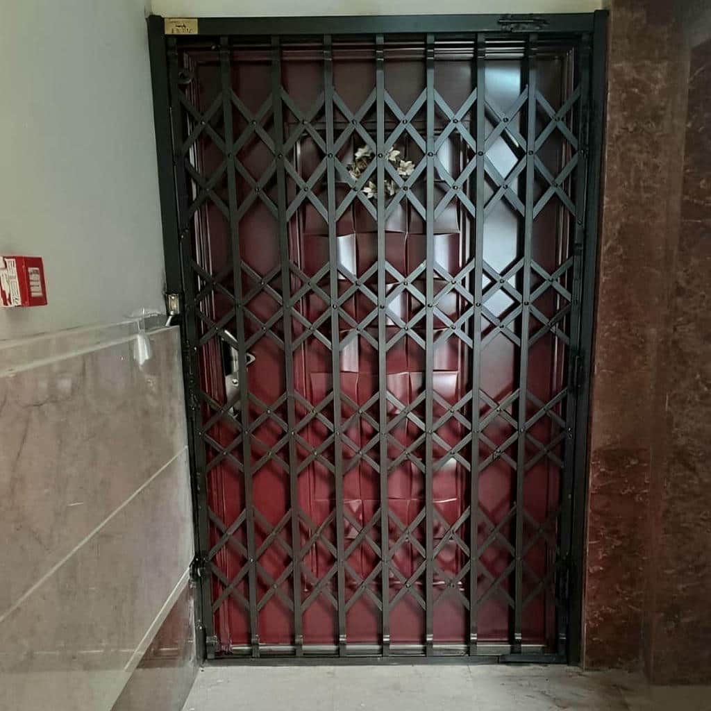 خرید درب آکاردئونی قفل تقویت شده در رشت