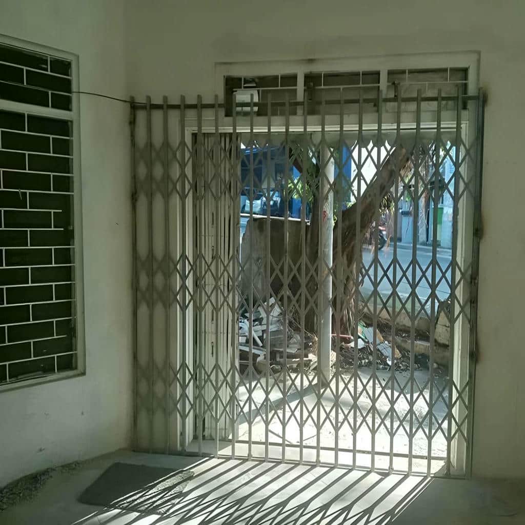 کارخانه درب آکاردئونی آهنی در شهریار