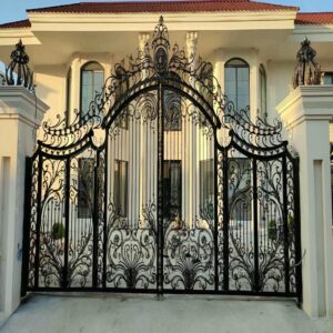 درب حیاط ویلایی فلزی در سقز