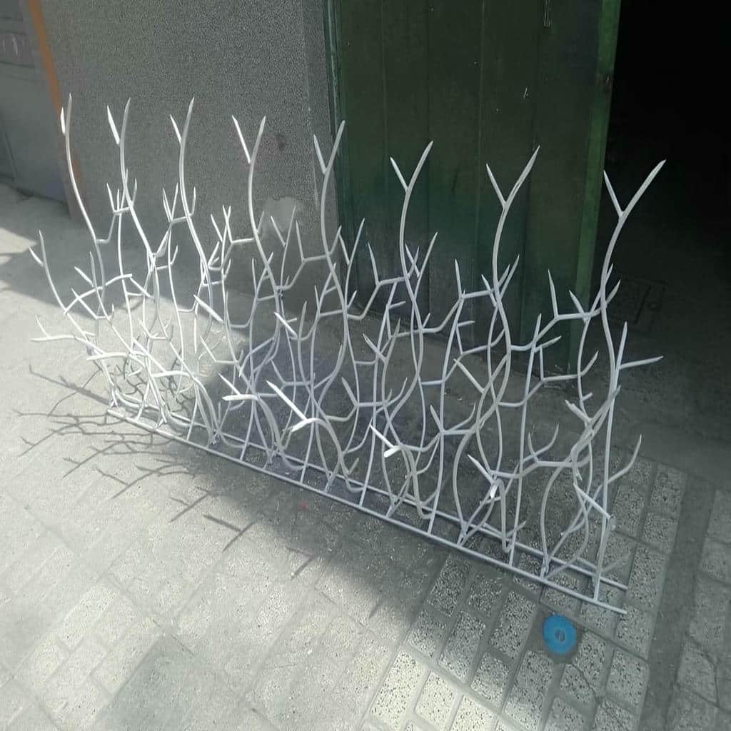 نصب حفاظ شاخ گوزنی دیوار ساختمان در فیروزکوه