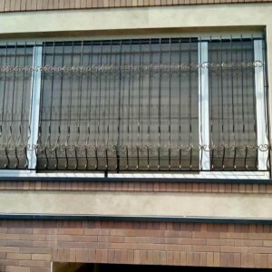 حفاظ پنجره در بندر لنگه