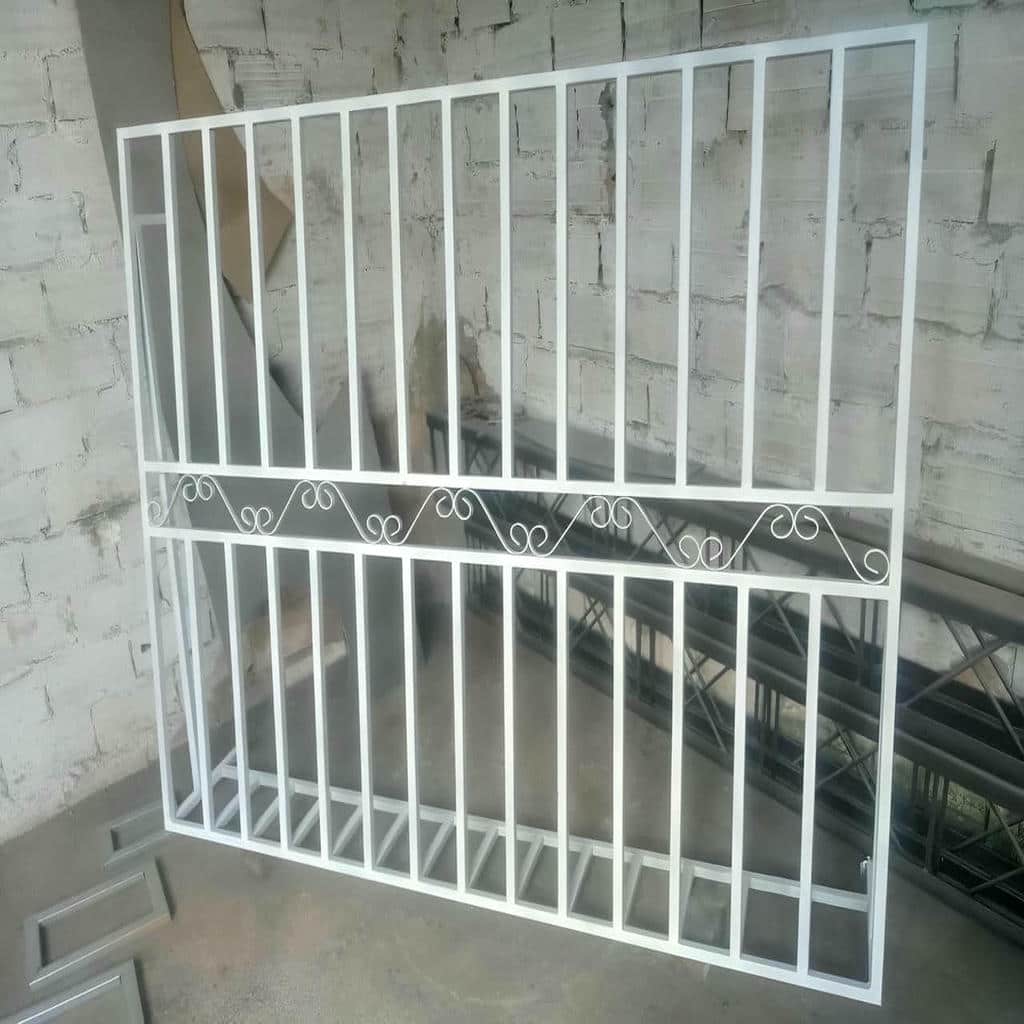حفاظ پنجره در سنندج
