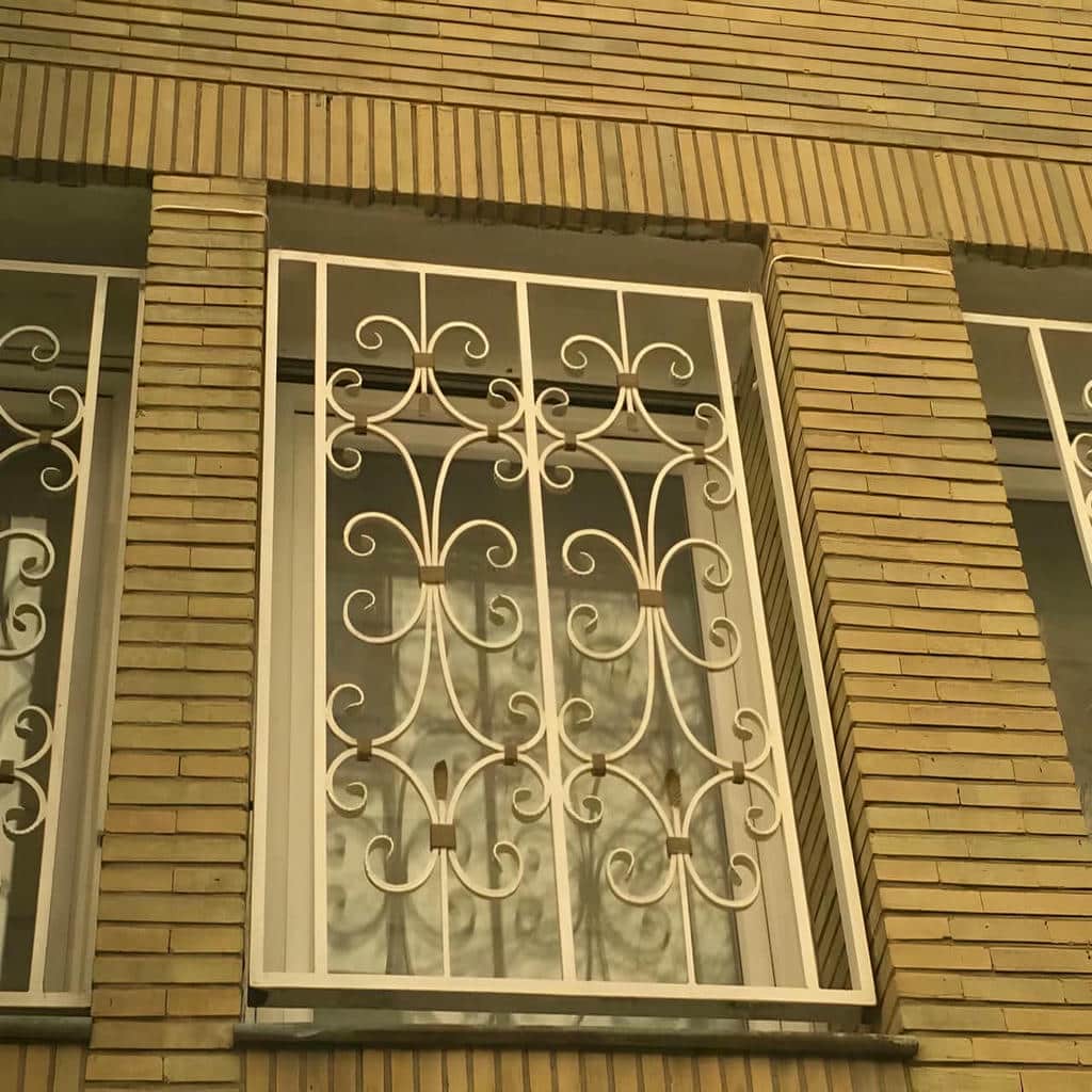 قیمت حفاظ پنجره فرفورژه مدرن در کرمان