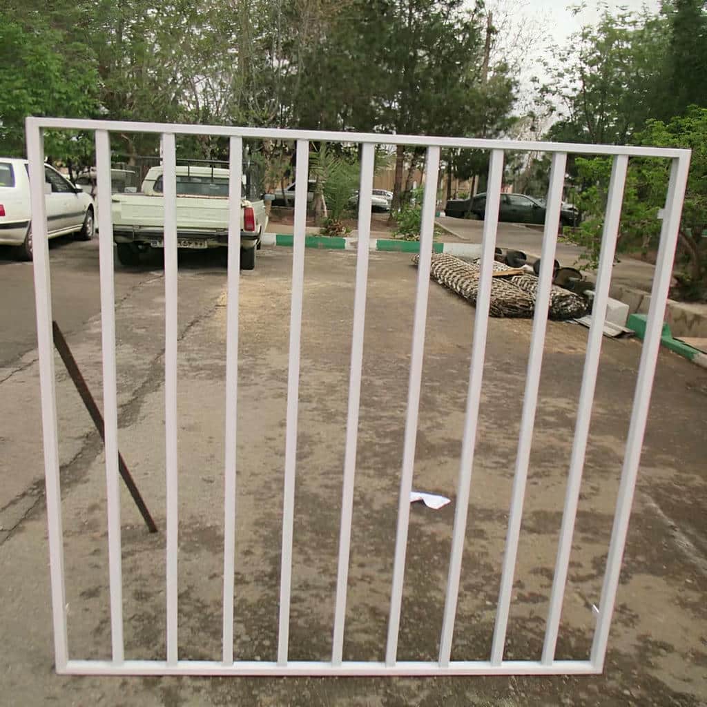 خرید حفاظ پنجره ساده آهنی در فیروزکوه