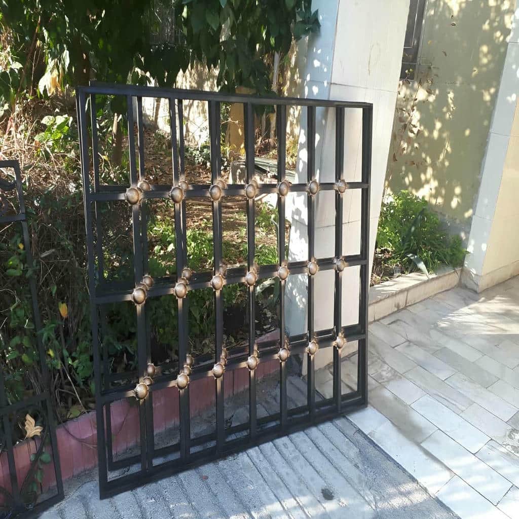 فروش حفاظ پنجره بازشو در لواسان