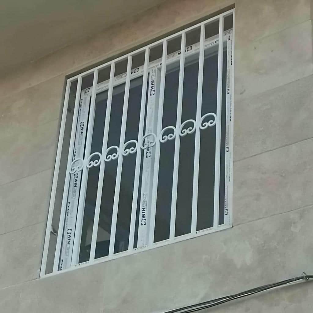 خرید حفاظ پنجره ساده آهنی در کرمان