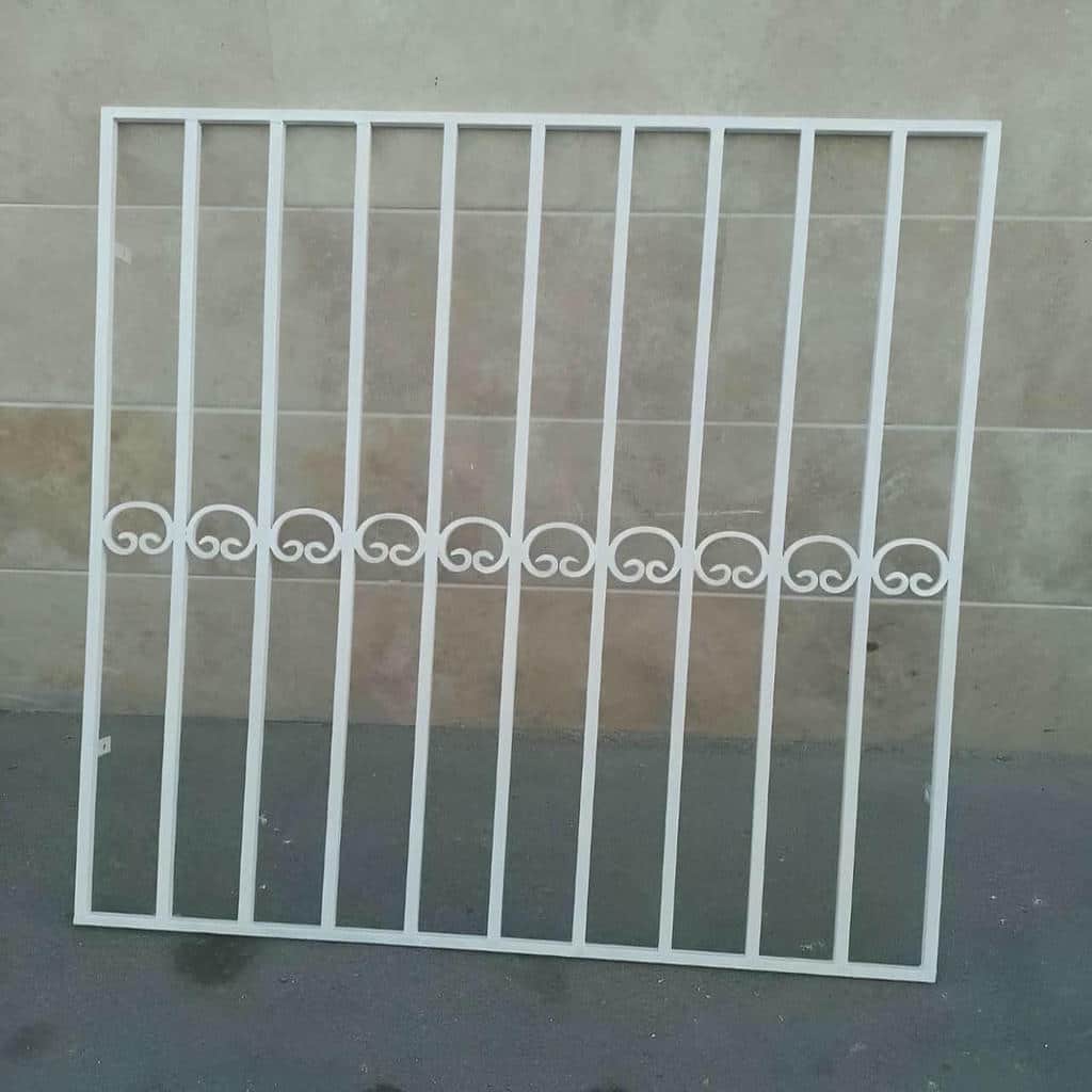 خرید حفاظ پنجره ساده آهنی در قائمشهر