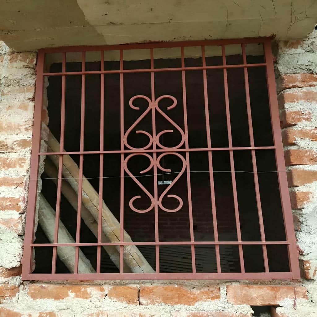 خرید حفاظ پنجره نرده ساده در لواسان