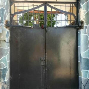 جک درب پارکینگ در ایرانشهر