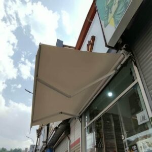 سایبان بازویی برقی در بندر انزلی