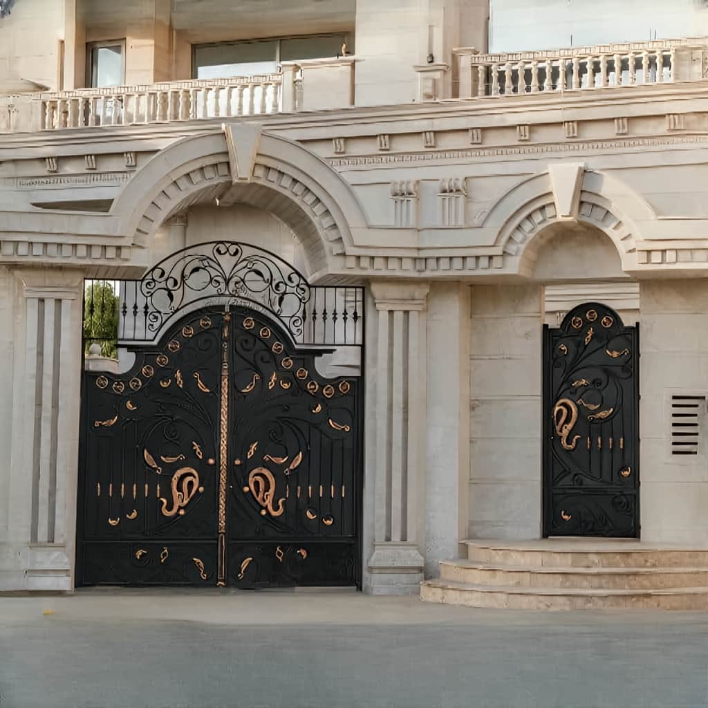 درب فرفورژه فلزی با پوشش ضد زنگ