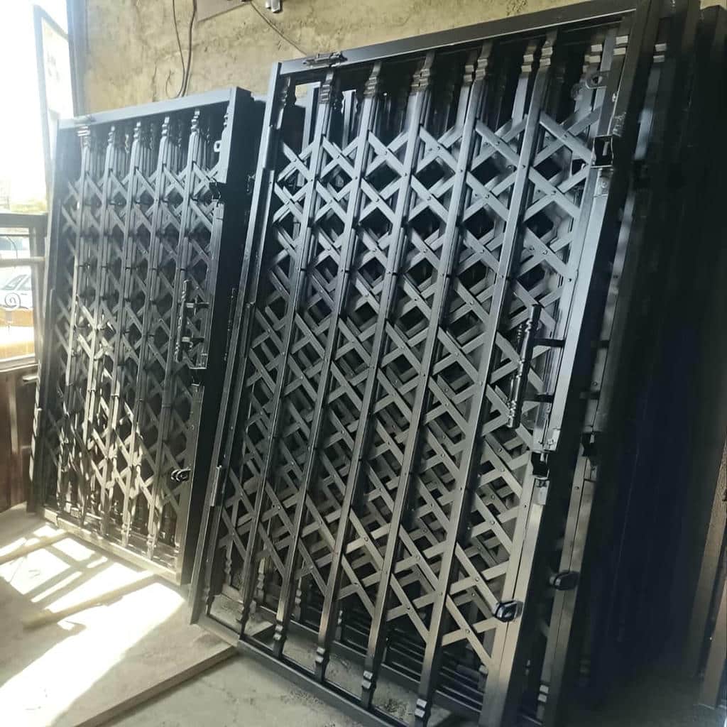 درب آکاردئونی با نصب دقیق و اصولی